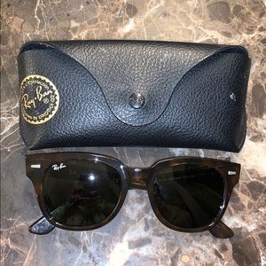 Ray-ban Brown Tortoise Shell Sunglasses